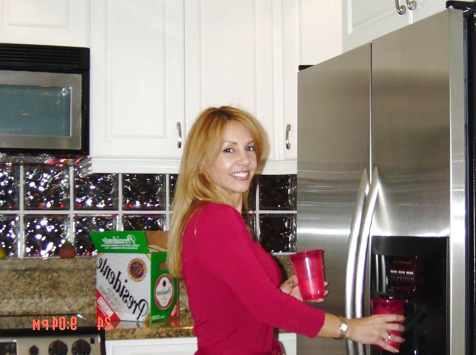 25P Milf Wife Still Loves Dick And Sex