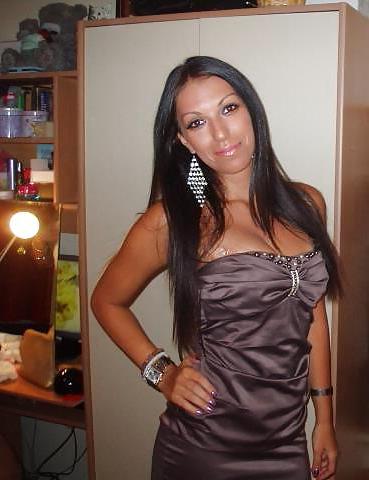 25P Serbian FB girls III