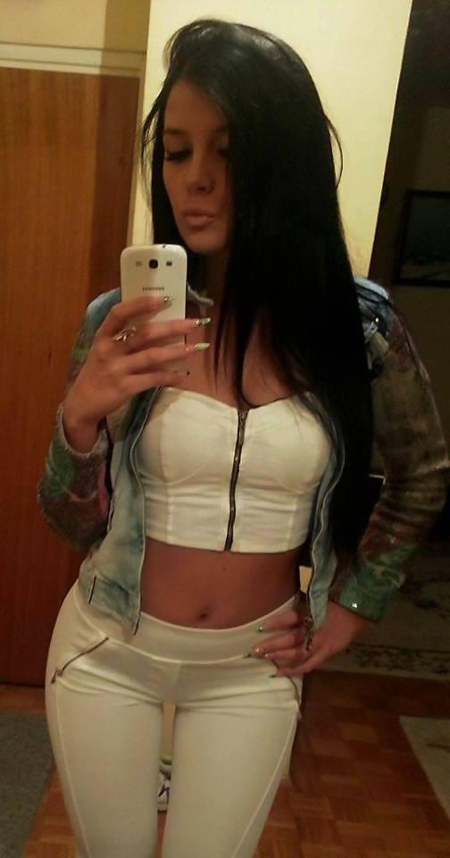 25P Serbian FB girls III
