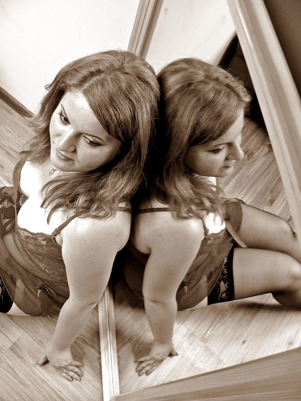14P Curvy and sensual