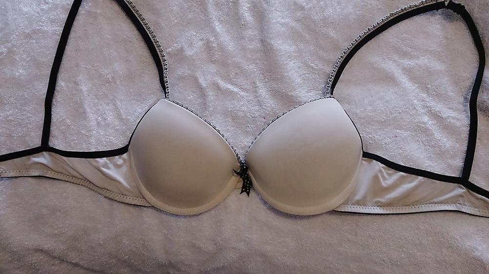 17P Emma's dirty panties, sniff sniff!