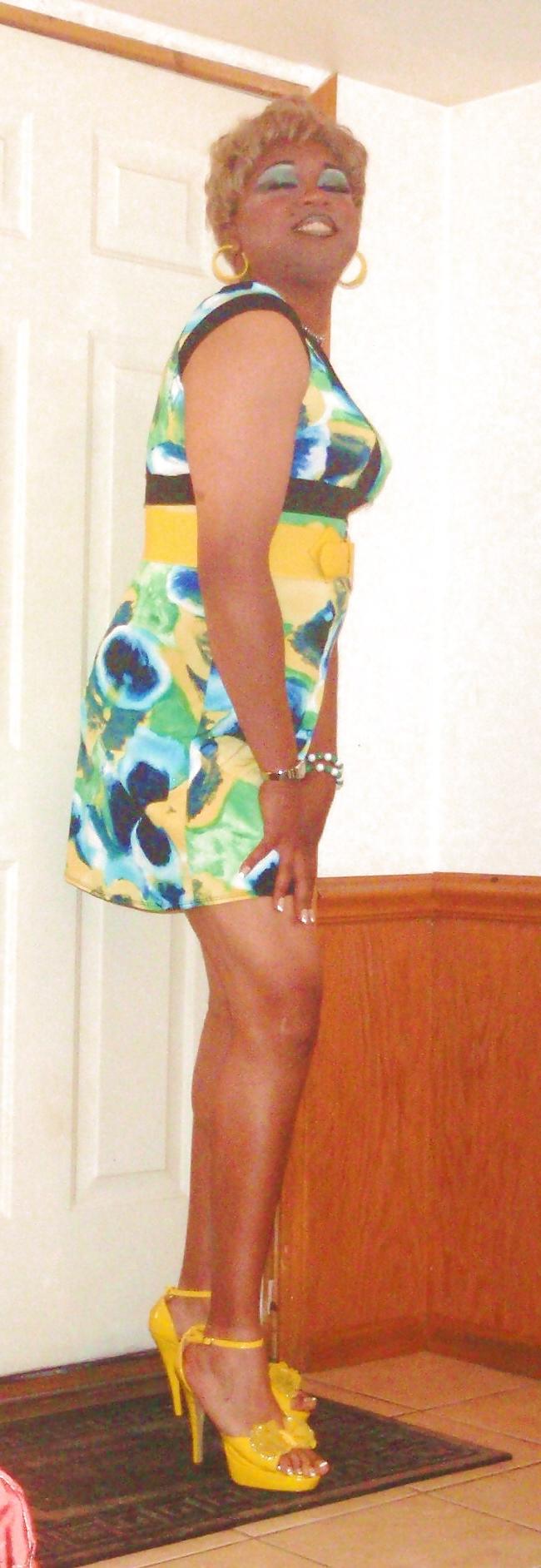 19P Ms.Tanya's new dress and heels