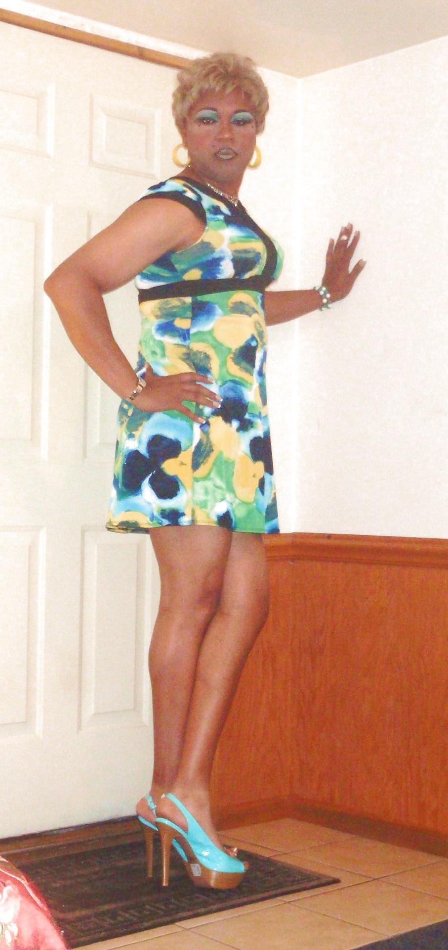 19P Ms.Tanya's new dress and heels