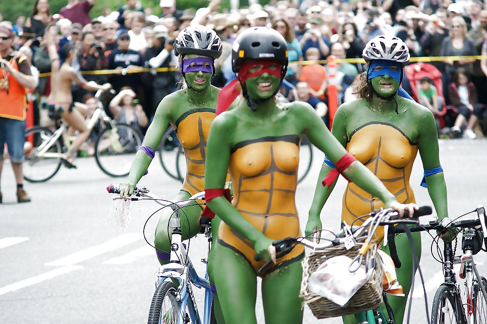 25P Costumes and Cosplay 