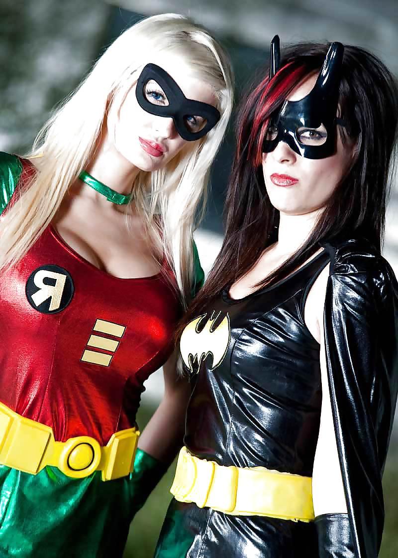 25P Costumes and Cosplay 