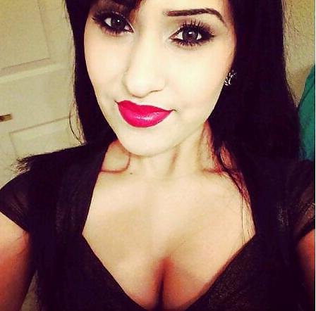 24P Hot pakistani slut 10 comment for more 