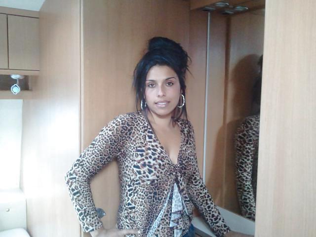 11P Tania manouche french