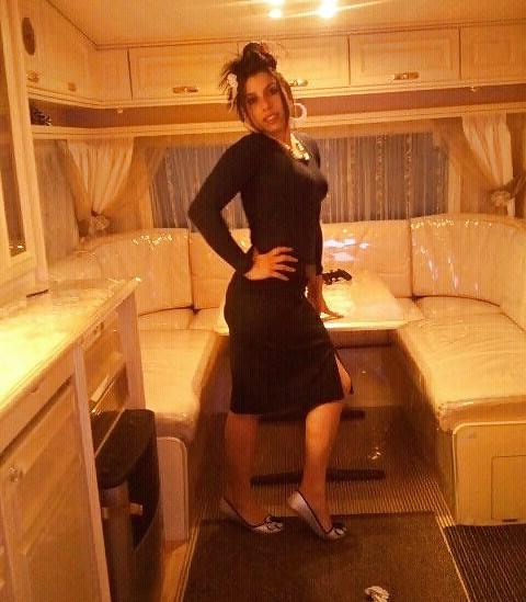 11P Tania manouche french