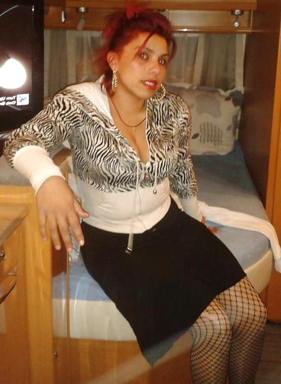 11P Tania manouche french