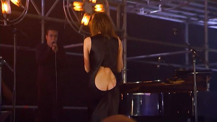 9P Camille sexy (french singer )