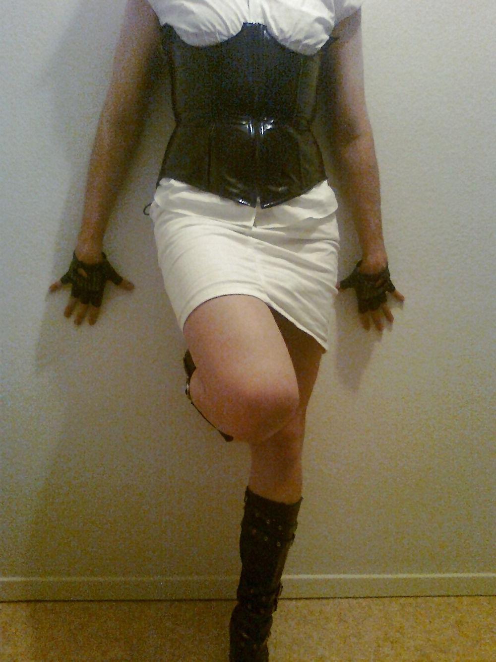 21P Amy's Disco Outfit & Stripping