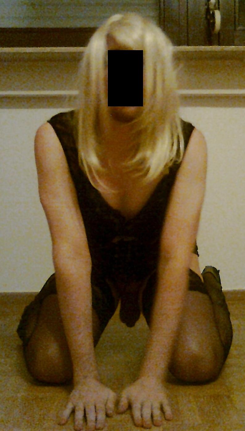 21P Amy's Disco Outfit & Stripping