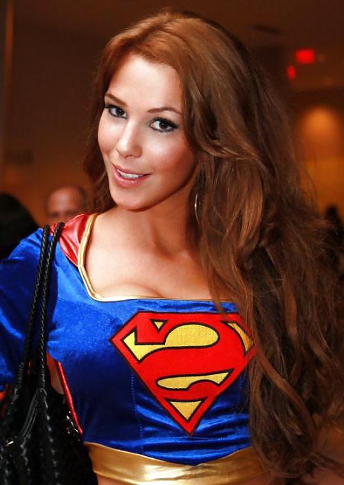 25P Sexy Cosplay!