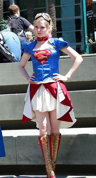 25P Sexy Cosplay!