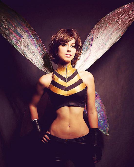 25P Sexy Cosplay!