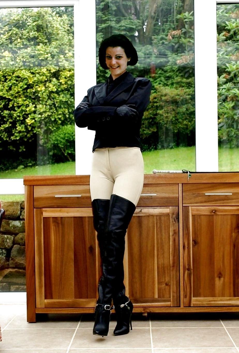 25P Milf Becky. Leggings, Spandex, Pantyhose and tight dress