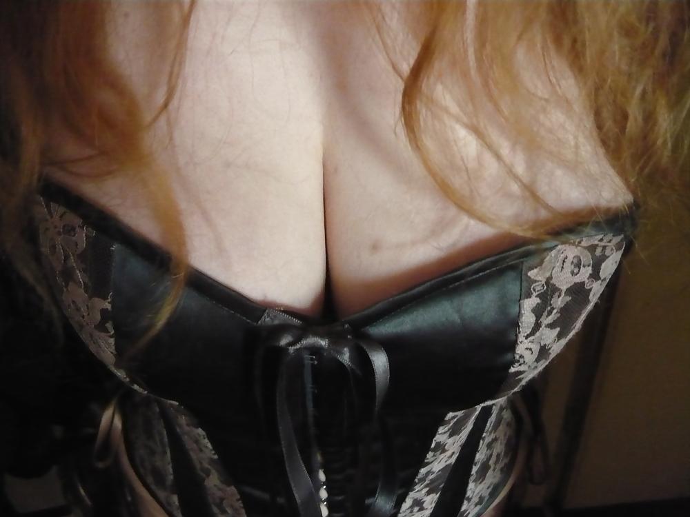9P New Nipple Jewellery and Corset