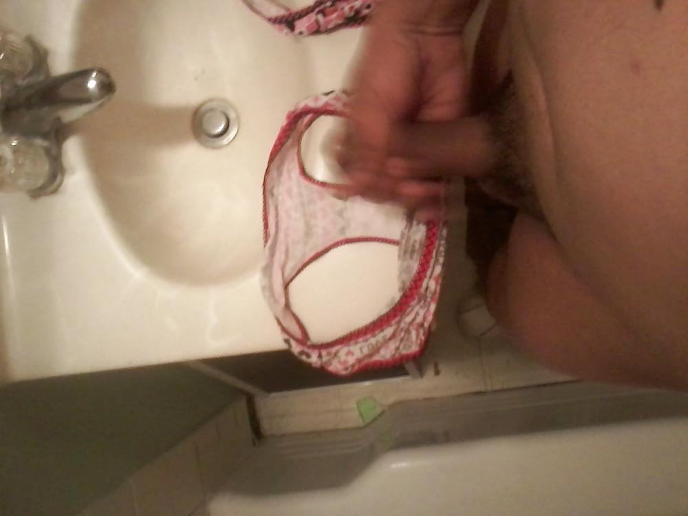 11P Jacking off with coworkers daughters dirty panties
