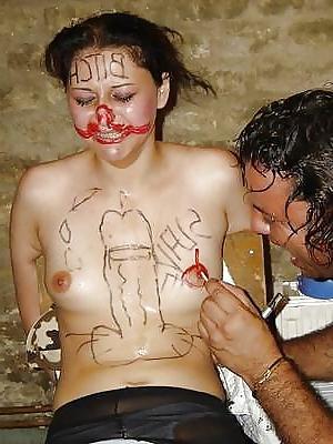 25P Les salopes ( body writting)