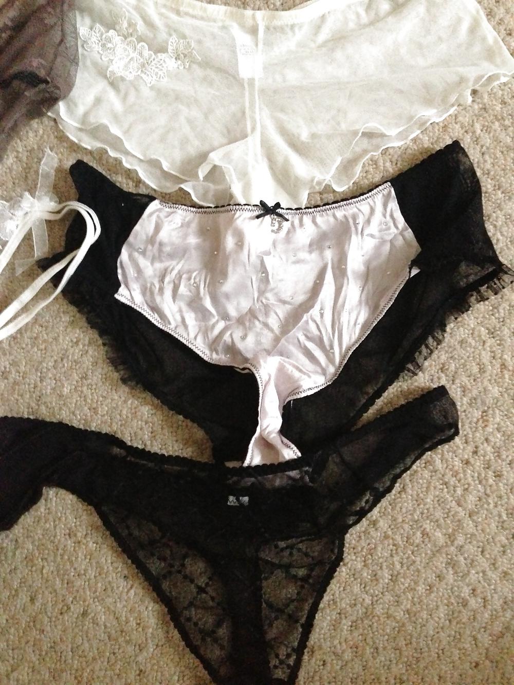4P Ooh! my! day! jaynes sisters dirty panties mmmm he he
