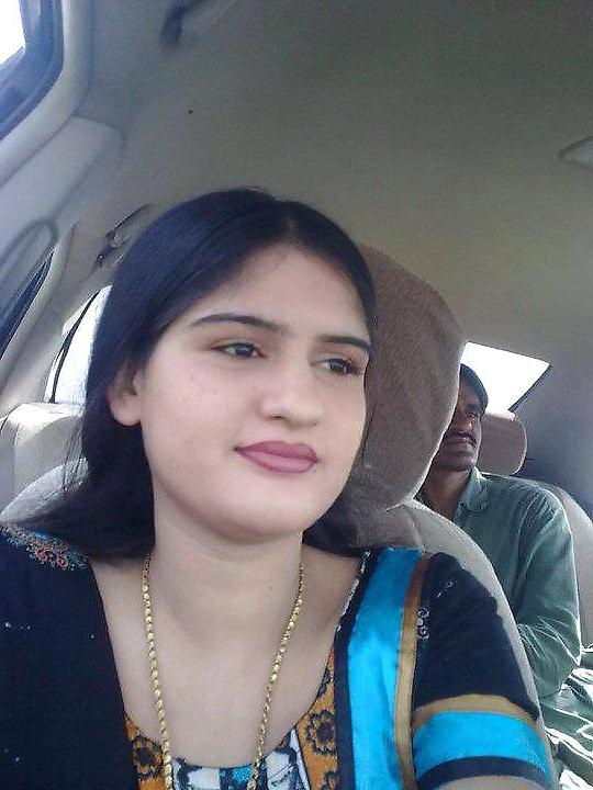 6P Sexy Pakistani girl