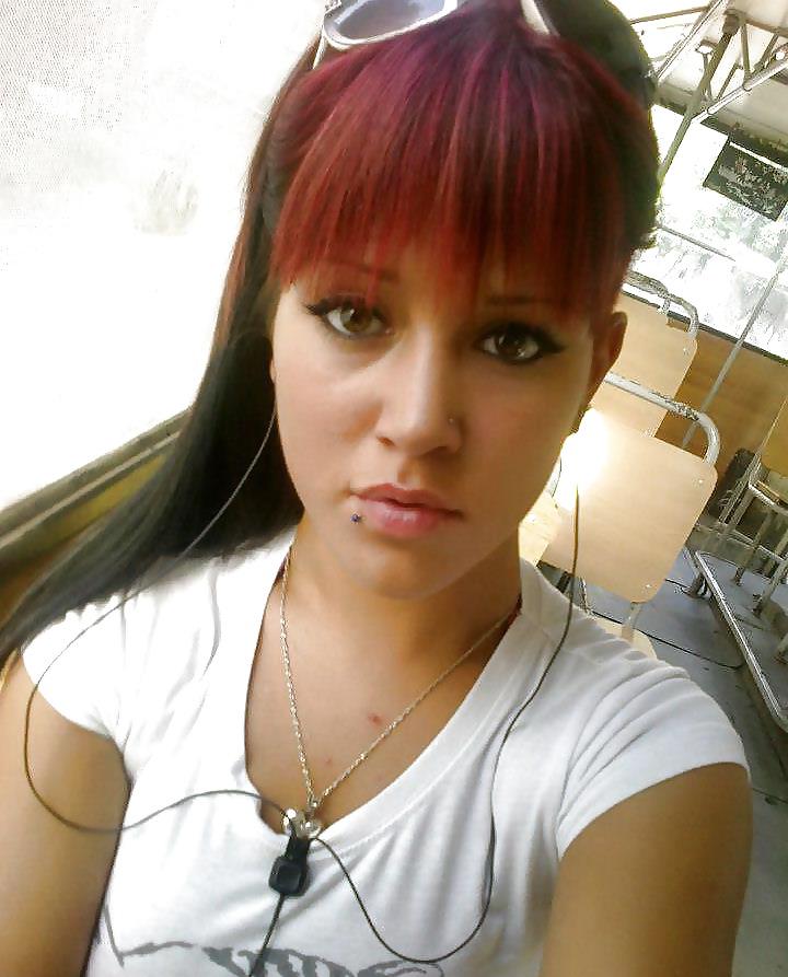 25P Serbian facebook hoes Vol. II