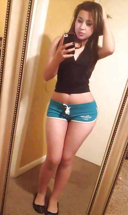 22P Latina with hot body. leave dirty comments