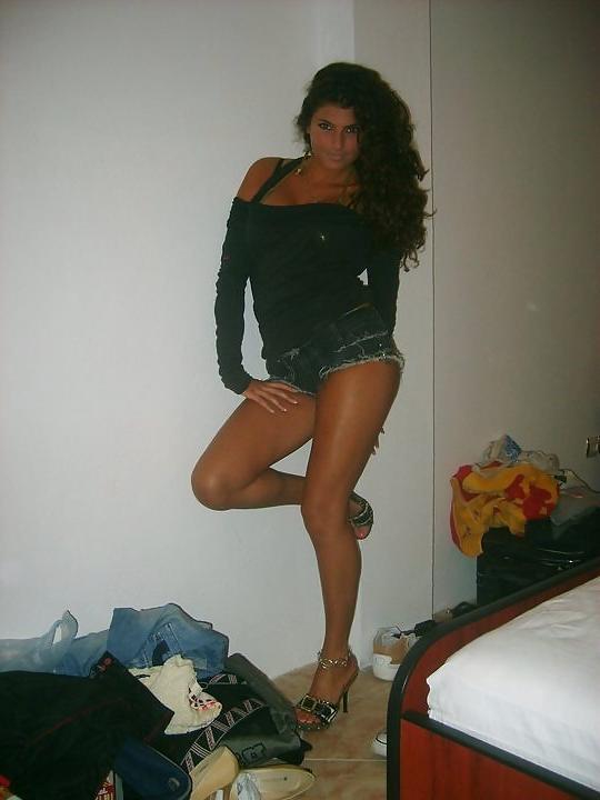 25P Stela vs Ivana Serbian Girls