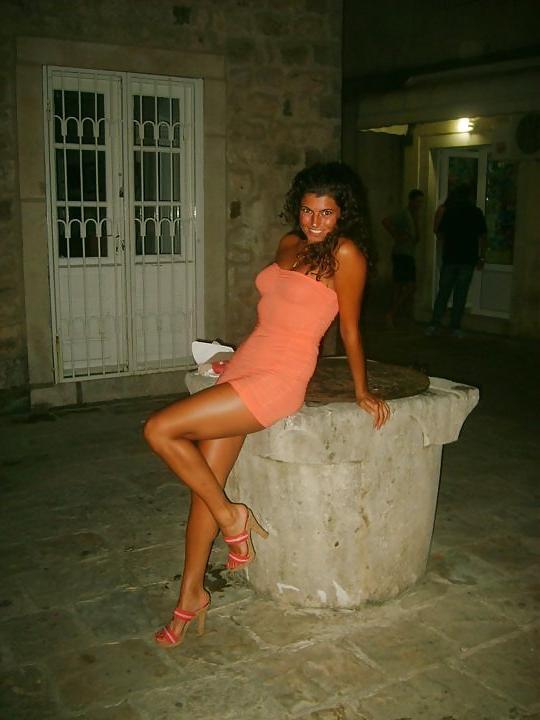 25P Stela vs Ivana Serbian Girls
