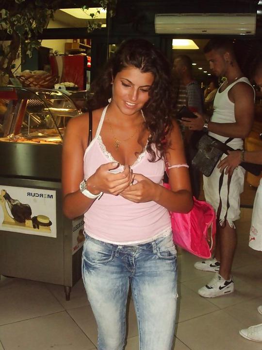 25P Stela vs Ivana Serbian Girls