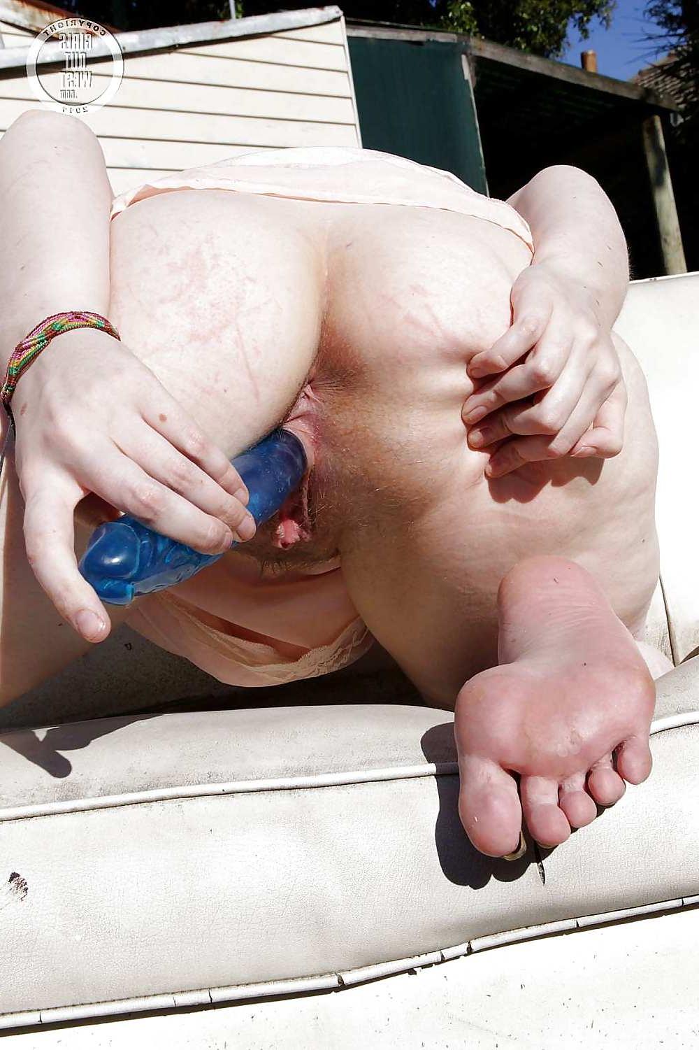 16P Busty and pierced amateur toys her hairy muff