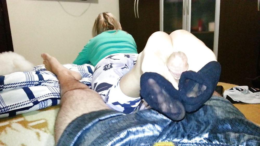 19P Sexy stockings footjob do you like? 