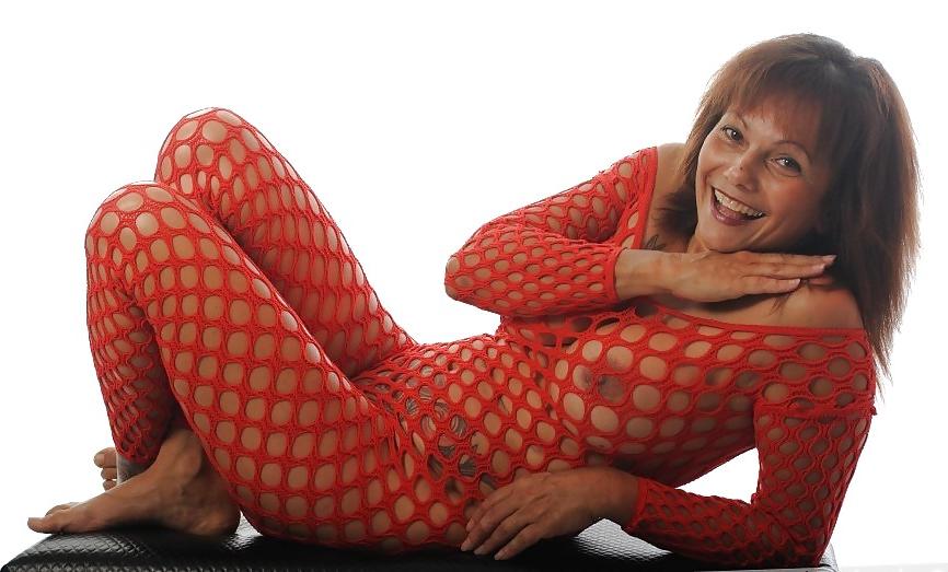 21P Brigitte-Hot French Mama