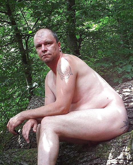 6P Nackt im Wald!Naked in the forest