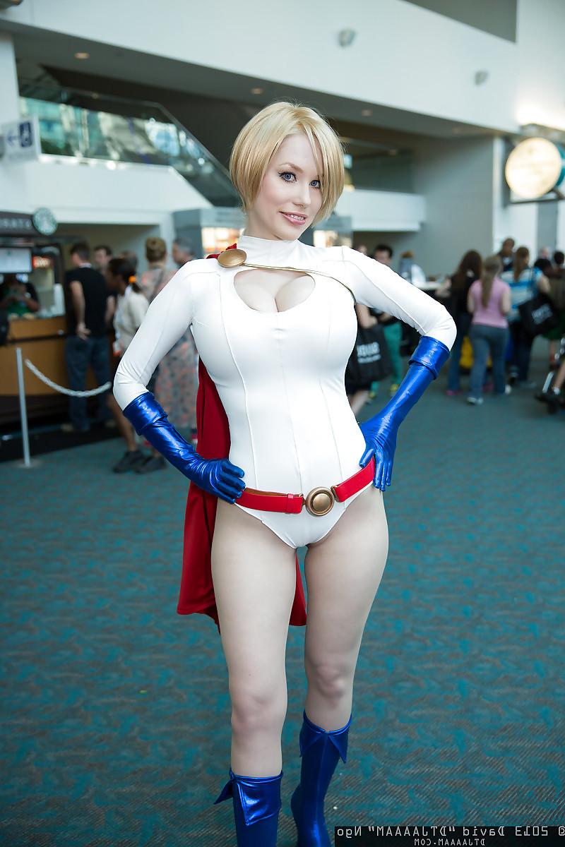 25P Power girl cosplay