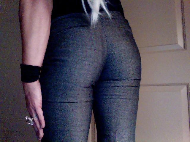 11P Panty. Worship.