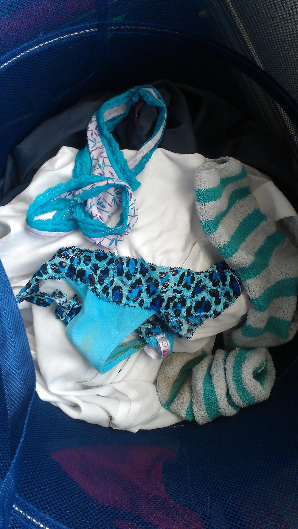 10P Another load in 33 y o cousins dirty panties.