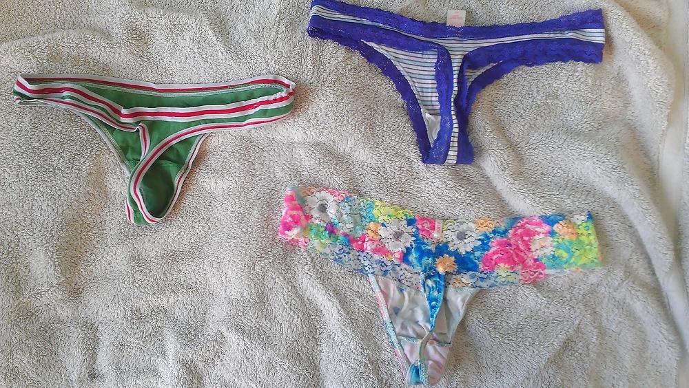 10P Another load in 33 y o cousins dirty panties.