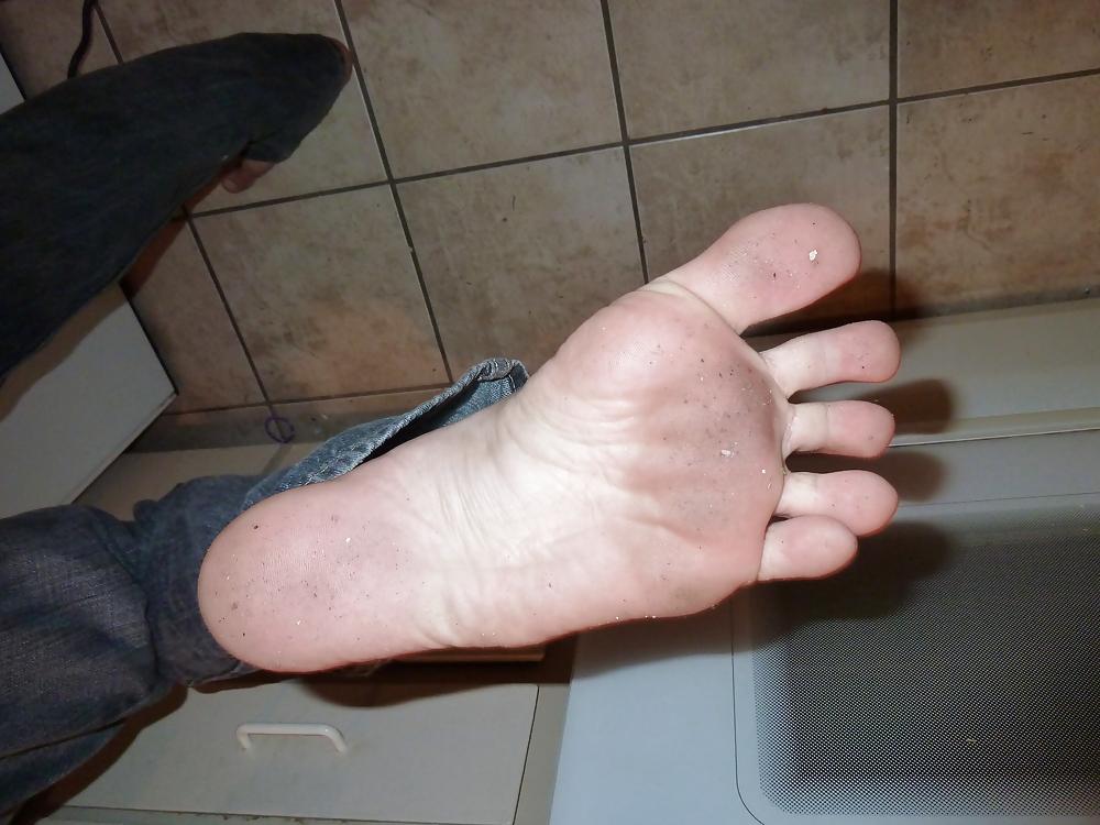 7P Dirty feet Smell my feet