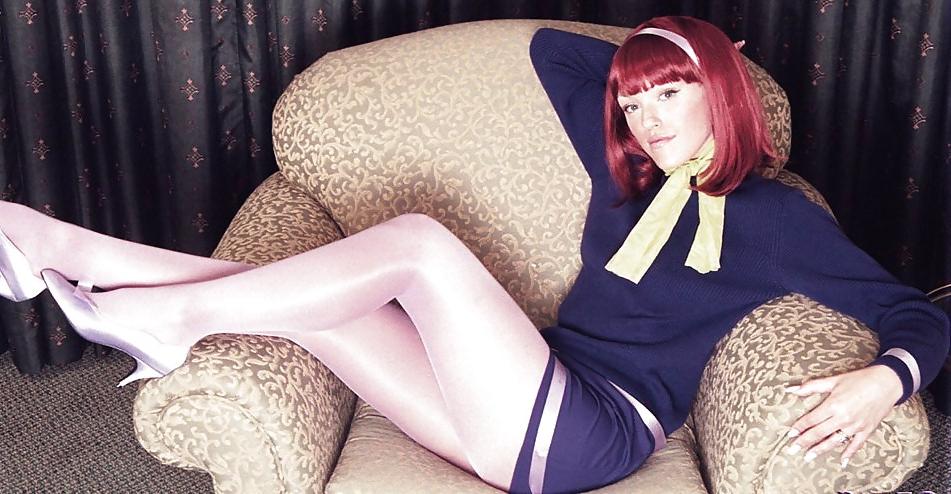 25P Redhead cosplay