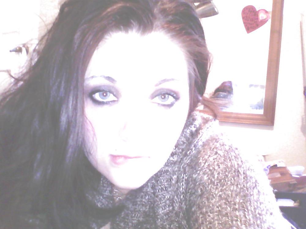 25P Pale and full of vanity