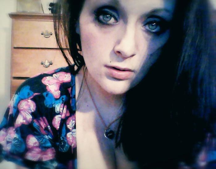 25P Pale and full of vanity