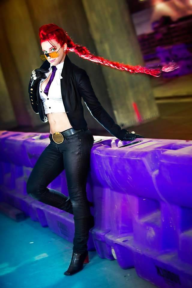 25P Cosplay Babes