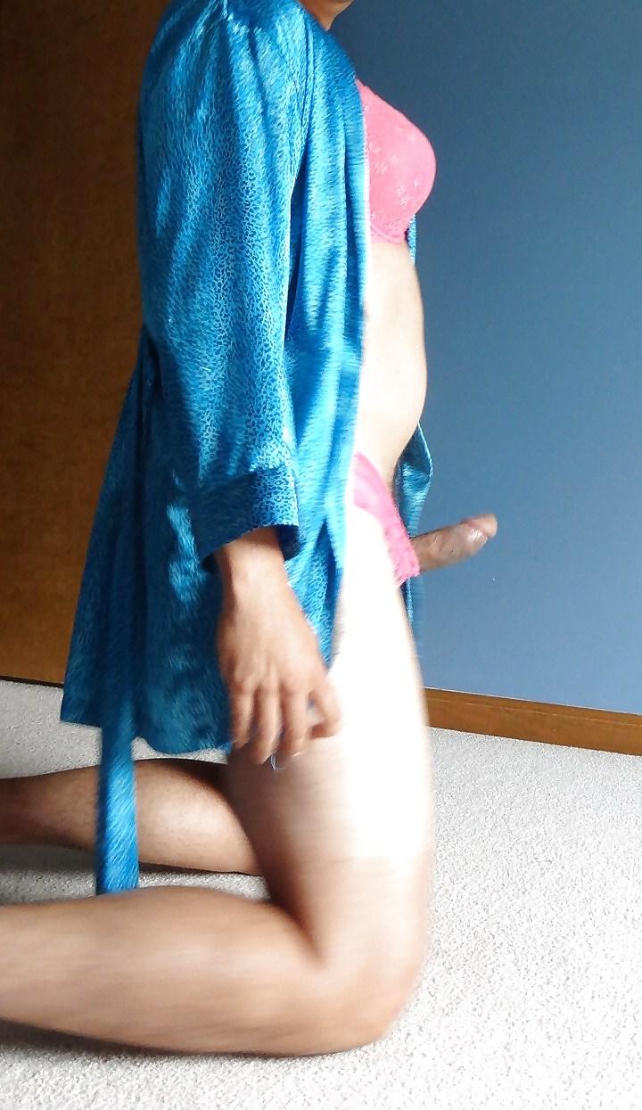 10P Blue robe, pink lingerie