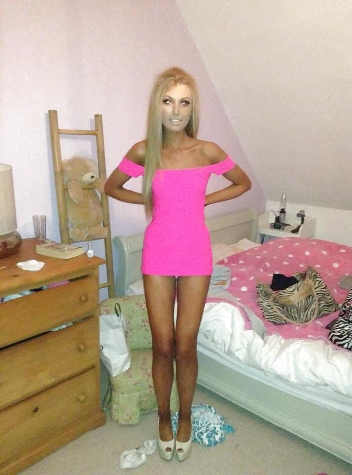 25P Tight dress