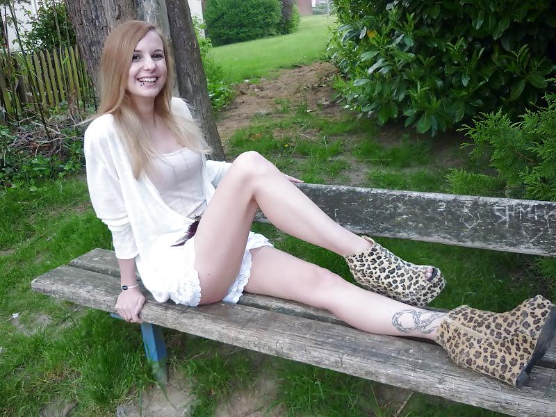 25P French Bloggers Mode with sexy legs 35