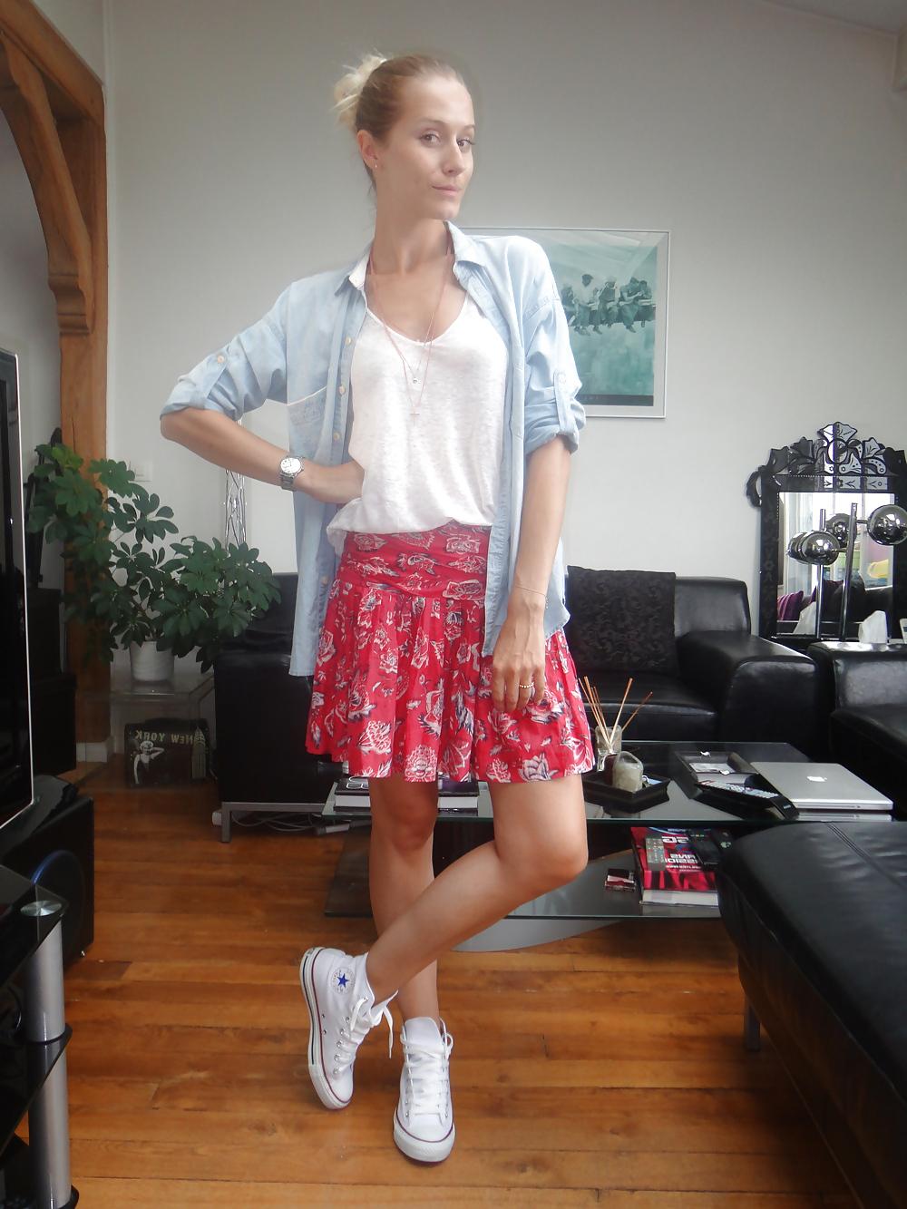 25P French Bloggers Mode with sexy legs 35