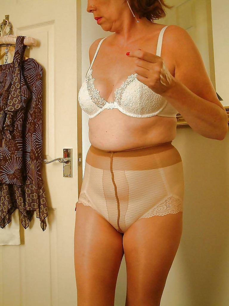 25P Bras and Pantyhose 6