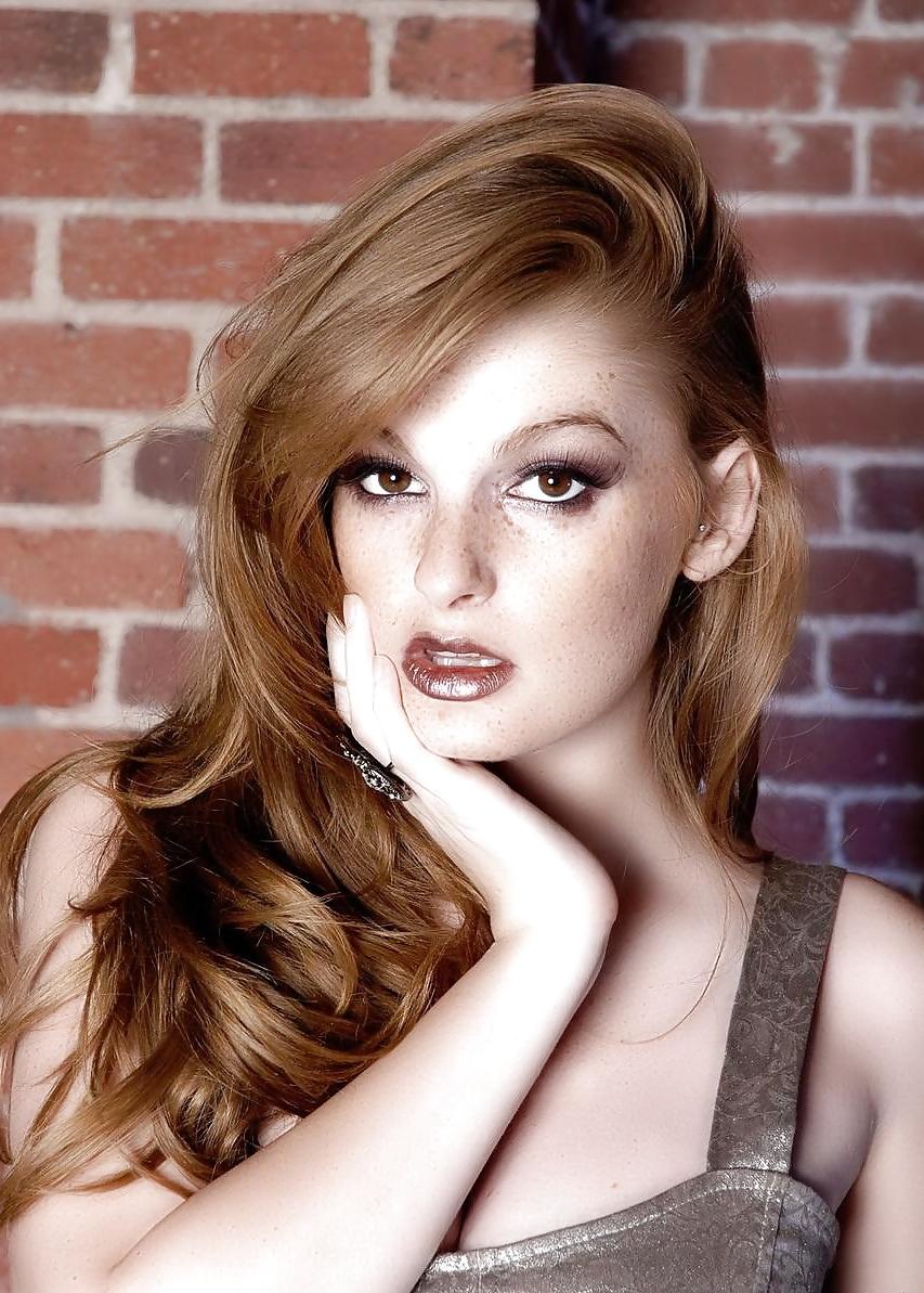 25P Freckled Babe