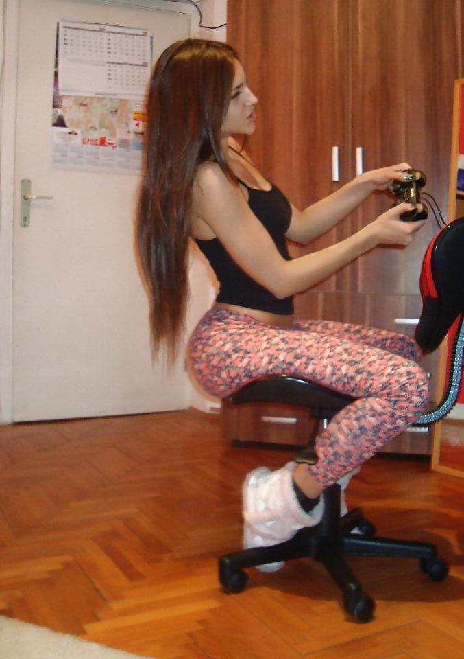 25P Serbian facebook hoes Vol. IV